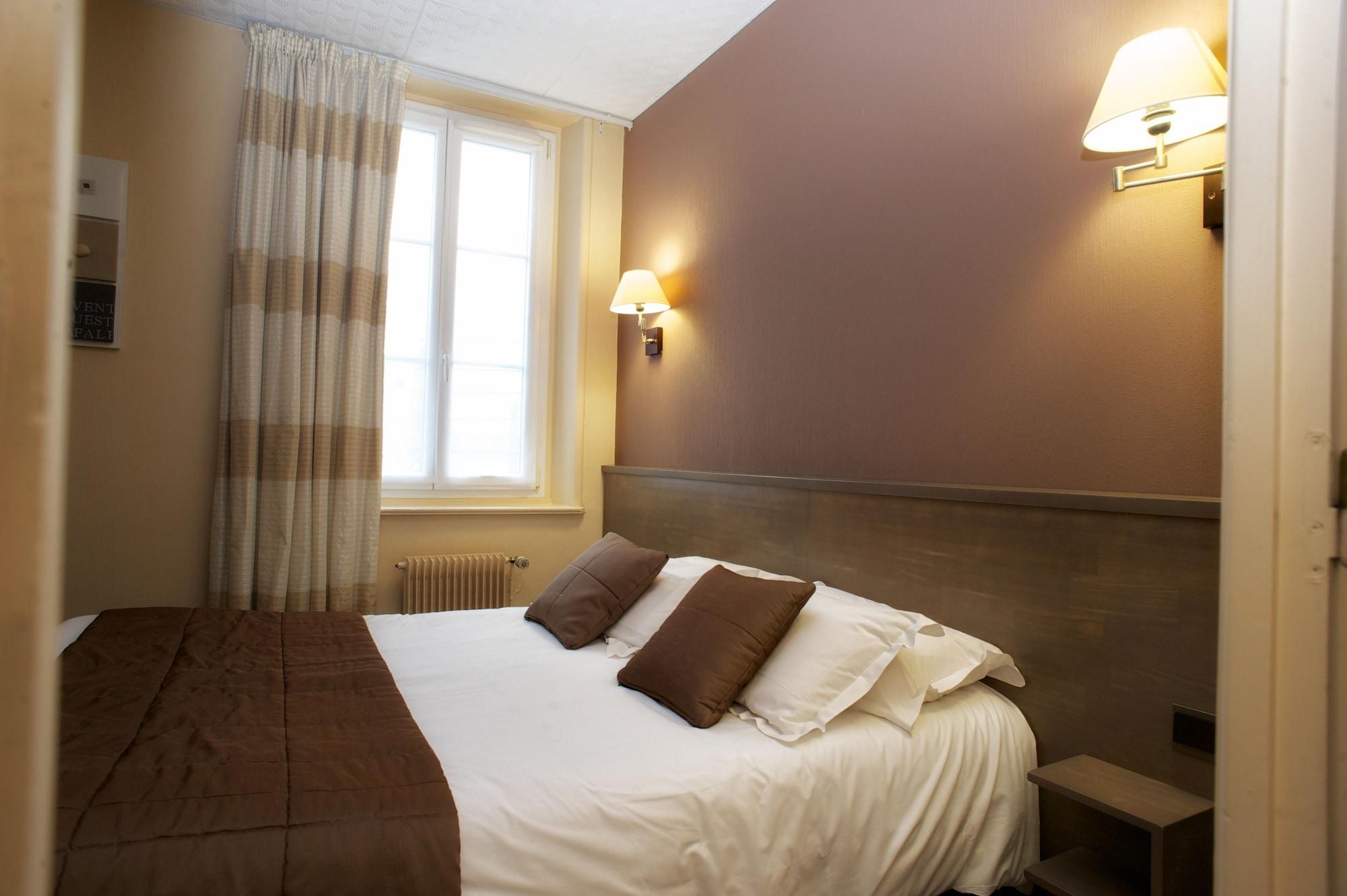 סן מלו Brit Hotel Le Surcouf מראה חיצוני תמונה