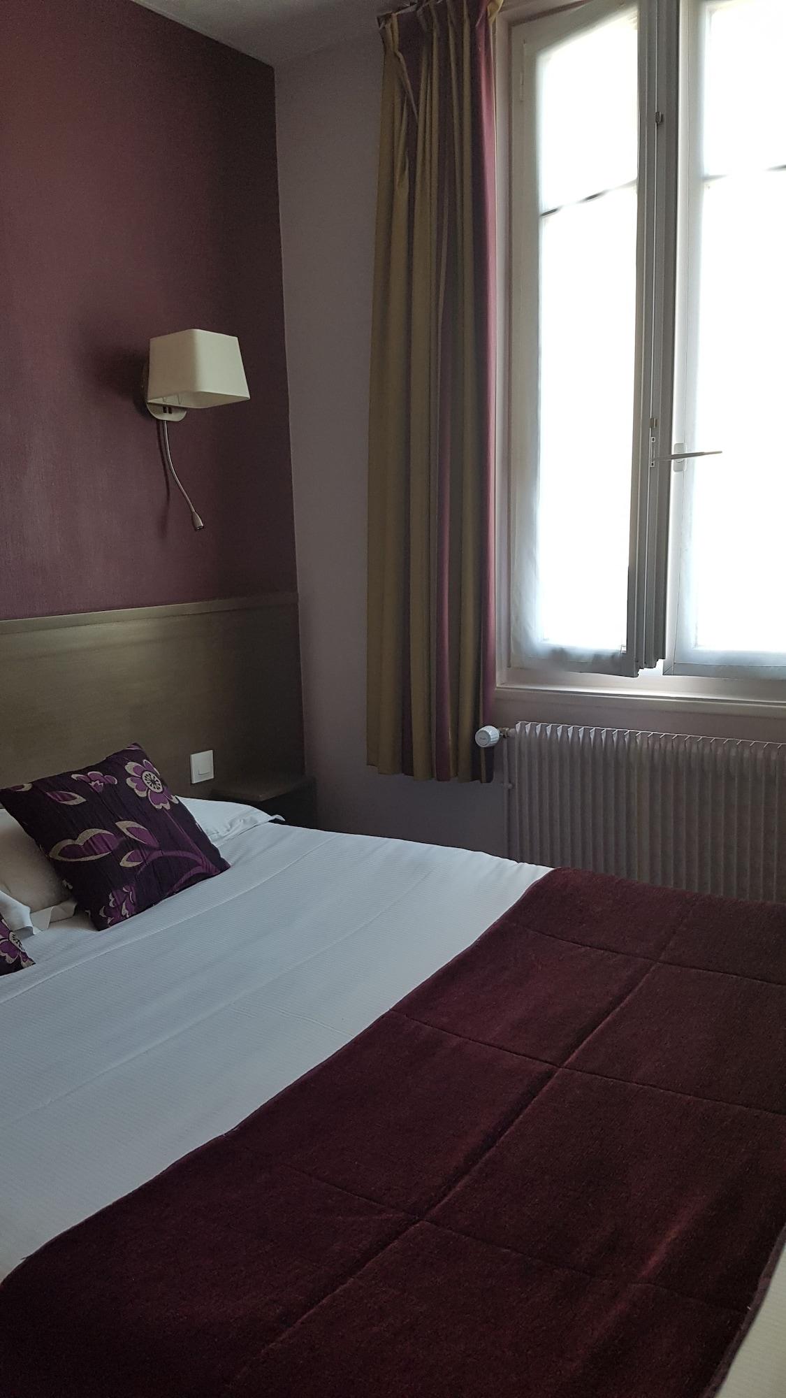 סן מלו Brit Hotel Le Surcouf מראה חיצוני תמונה