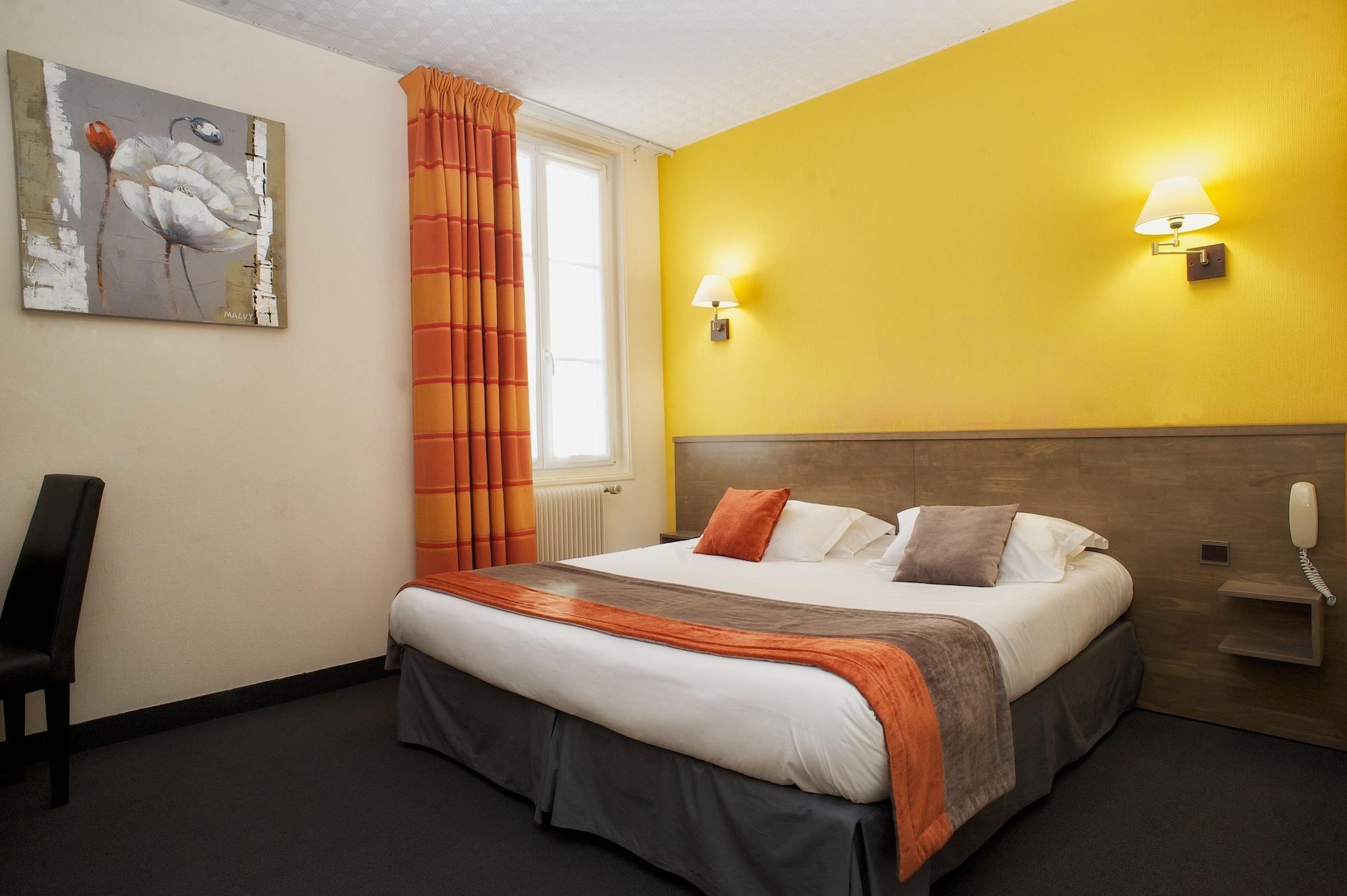 סן מלו Brit Hotel Le Surcouf מראה חיצוני תמונה