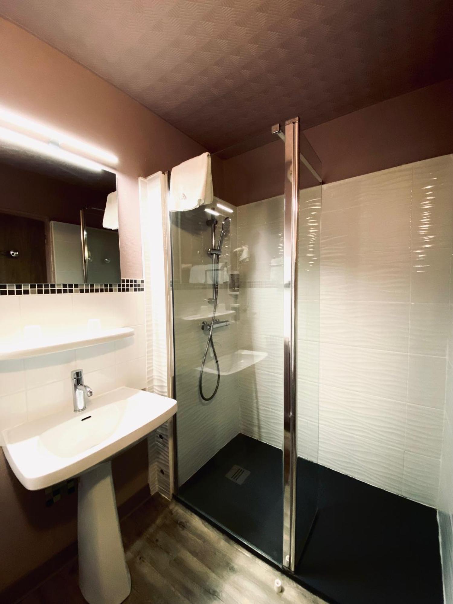 סן מלו Brit Hotel Le Surcouf מראה חיצוני תמונה