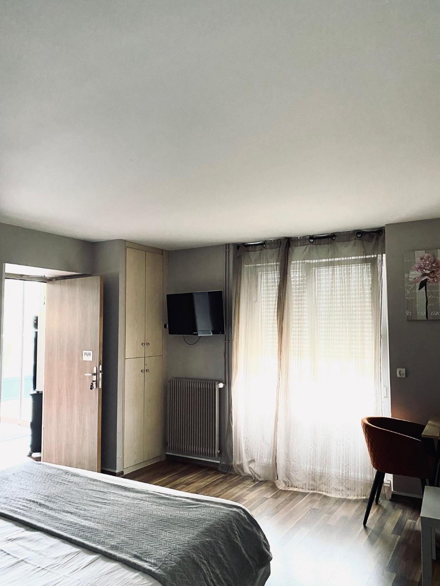 סן מלו Brit Hotel Le Surcouf מראה חיצוני תמונה